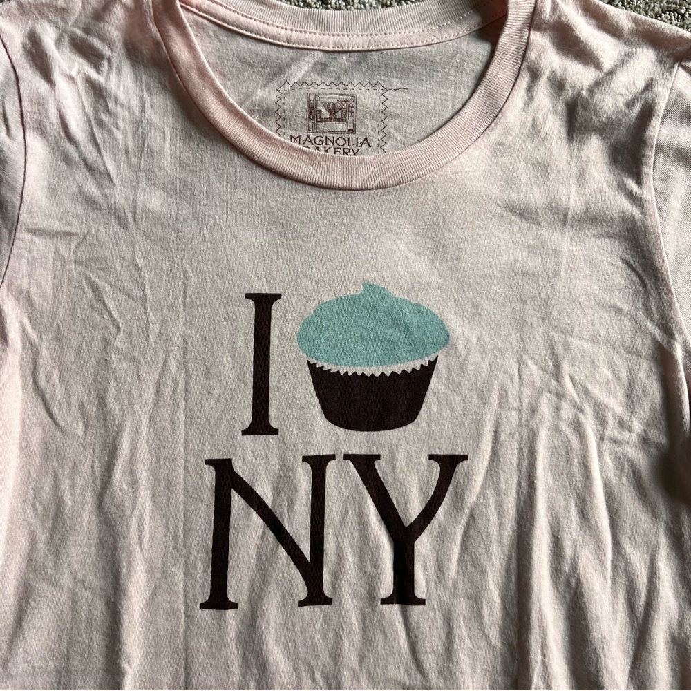Pink Magnolia Bakery Tshirt